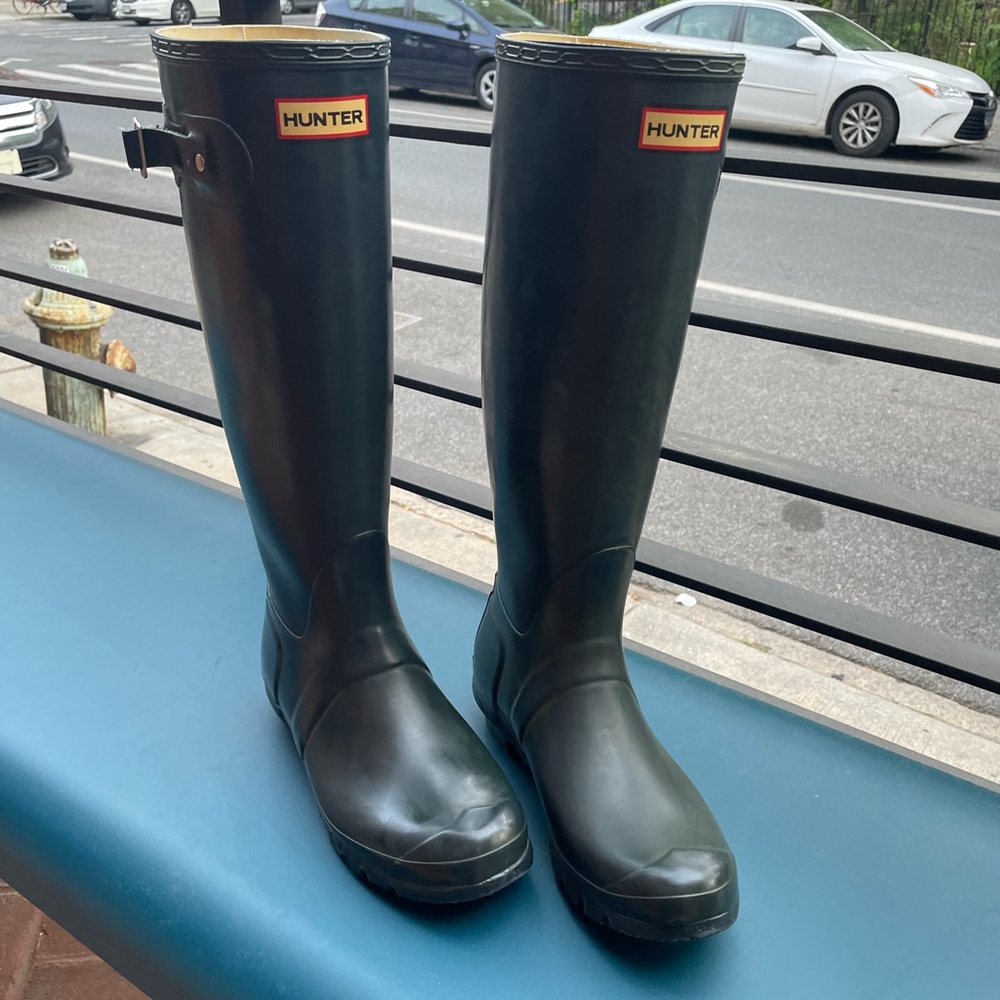 Size 8 Tall Blue Hunter Original Boots